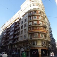 Building at 28 Oest avenue, Valencia