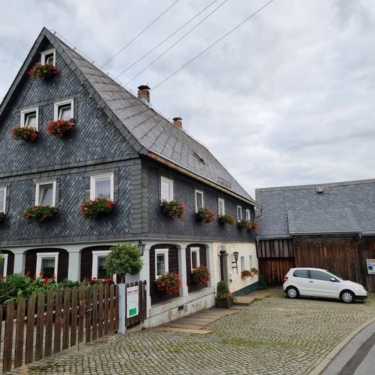 Gärtnerei Milius; Wohnhaus und Scheune Georgenbadstraße 2