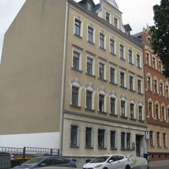 Mietshaus in geschlossener Bebauung konzipiert Glockenstraße 13