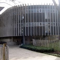 Swiss Cottage Library
