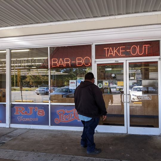 RJ's Famous Chicken, BBQ & Ribs