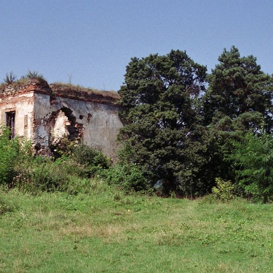 Zamek w Dąbrówce Starzeńskiej