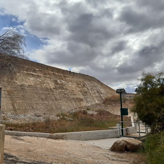 Wave Rock Dam