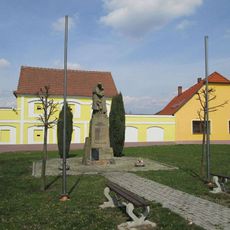 Pomník padlým v Borkovicích