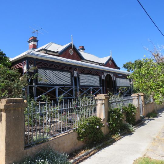 House, 30 Solomon Street