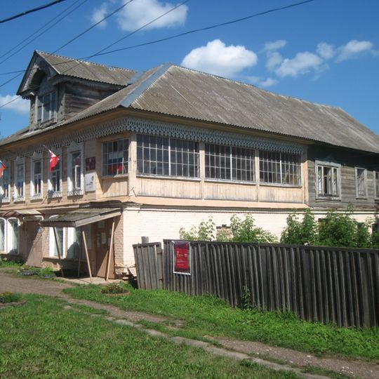 Усадебный дом