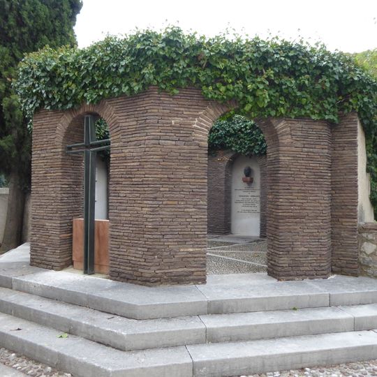 Tomba di Vincenzo Errante