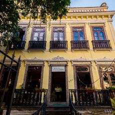 Edifício à rua das Laranjeiras, nº 222