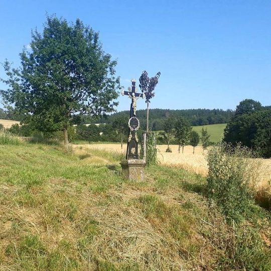 Kříž severně od Mostku