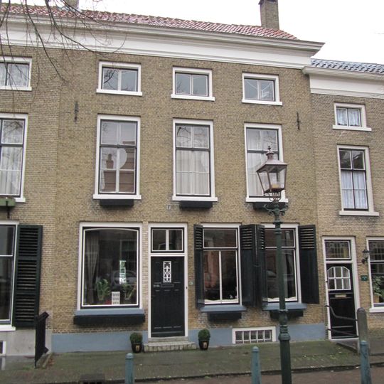 Voorstraat 24, Middelharnis