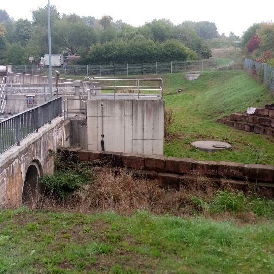 Regenüberlaufbecken 12
