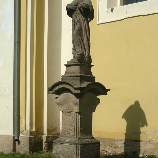 Socha svatého Františka Xaverského v Kněževsi u kostela