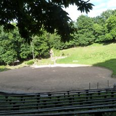 Gennes amphitheatre