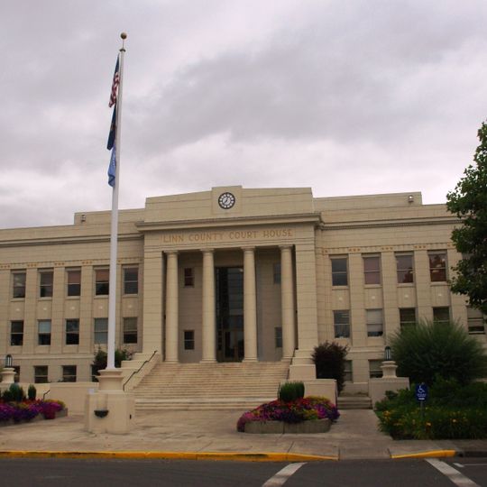 Linn County Courthouse