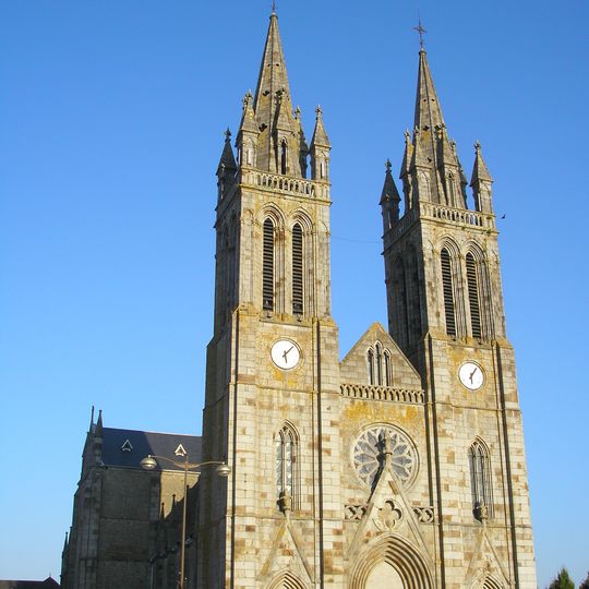 Église Saint-Hilaire de Saint-Hilaire-du-Harcouët
