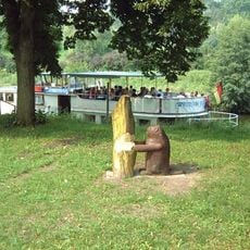 Der Biber und sein Baum