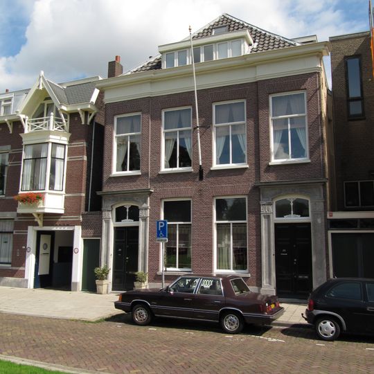 Tuinlaan 52, Schiedam