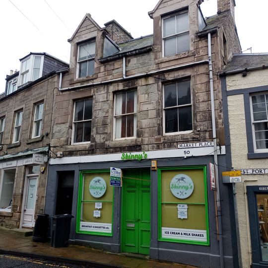 49, 50 Market Place, Selkirk