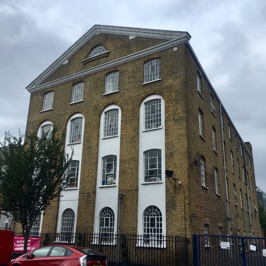 Camberwell Business Centre And Railings
