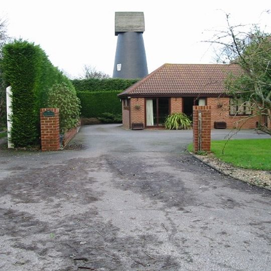 Swingate Mill, Guston