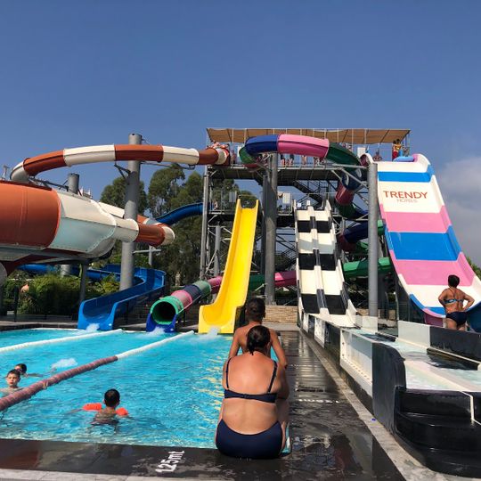Аквапарк Trendy Lara