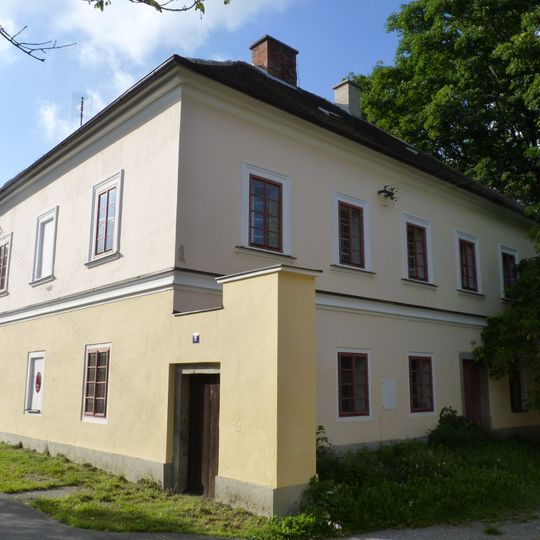 Rectory in Dobrš