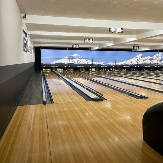 Emerald Lanes