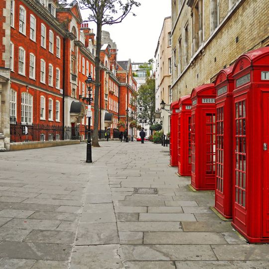 Southernmost K2 Telephone Kiosk In Group To North Of Bow Street Magistrates Court