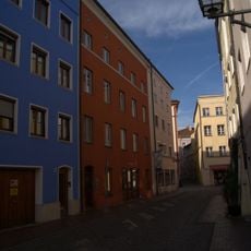 Wohn- und Geschäftshaus