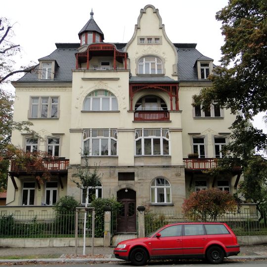 Mietvilla Anton-Graff-Straße 15