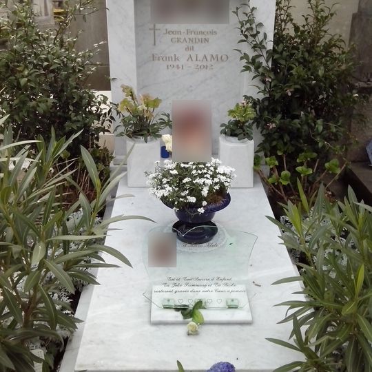 Grave of Frank Alamo