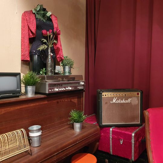 Espace K, Humour et autres curiosités