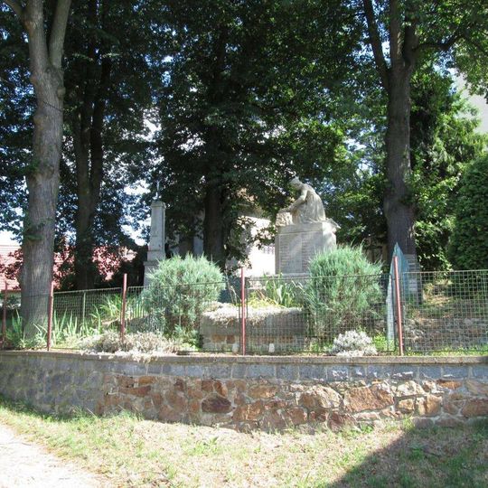 Pamětní kříž v Nesvačilech