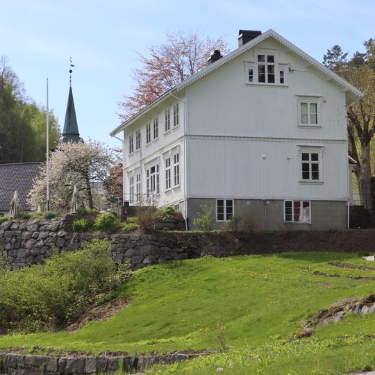Dypvåg prestegård