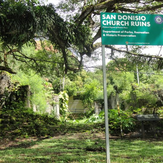Ruinas de la Iglesia de San Dionisio