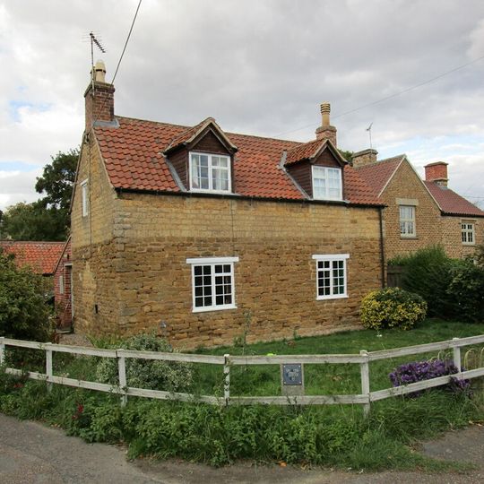 Estate Cottage, 118 Church Street