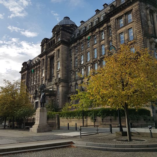 82-86 Castle Street, Royal Infirmary, Main Blocks