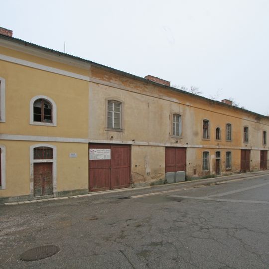 Kasárna jednoduchá Okružní 239