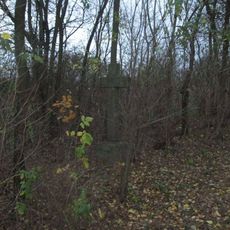 Kříž severně od Dolu