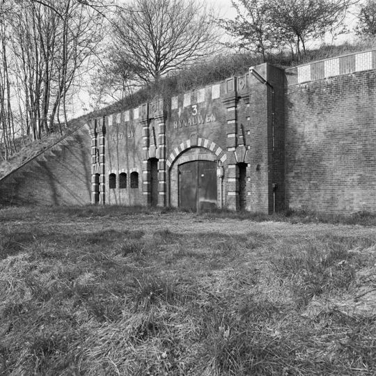 Fort bij Rijnauwen, wachtgebouw 1