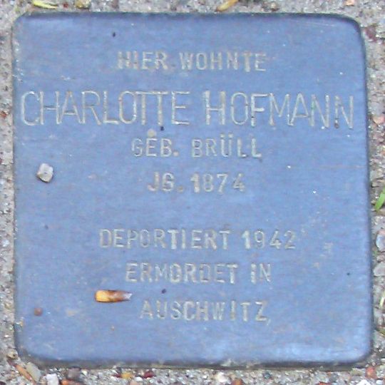 Stolperstein en memoria de Charlotte Hofmann