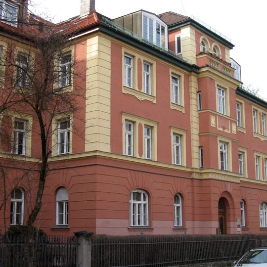 Mietshaus