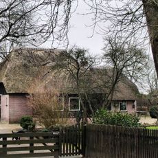 Middenbuurt 2, Giethoorn