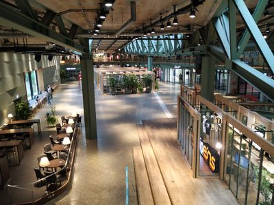 Interior 0