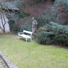 Socha v zahradě Městského úřadu v Roudnici nad Labem