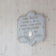 Commemorative plaque