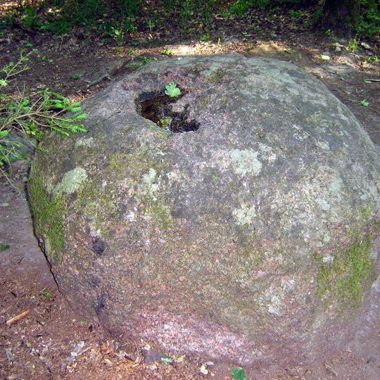 Lopaičių akmuo su plokščiadugniu dubeniu