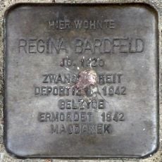 Stolperstein em memória de Regina Bardfeld