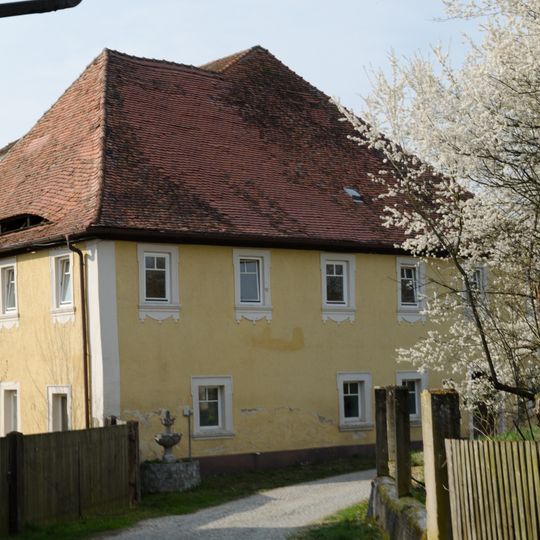 Ehemalige Stadtmühle, Dreiflügelanlage, ehemaliges Mühlengebäude
