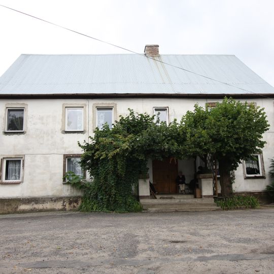 Pl. Wiosny Ludów 23